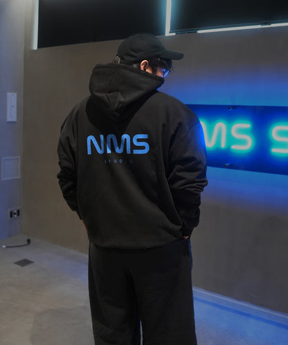 NMS STUDIO LOGO - パーカー - BLACK ＜予約～9/29まで＞